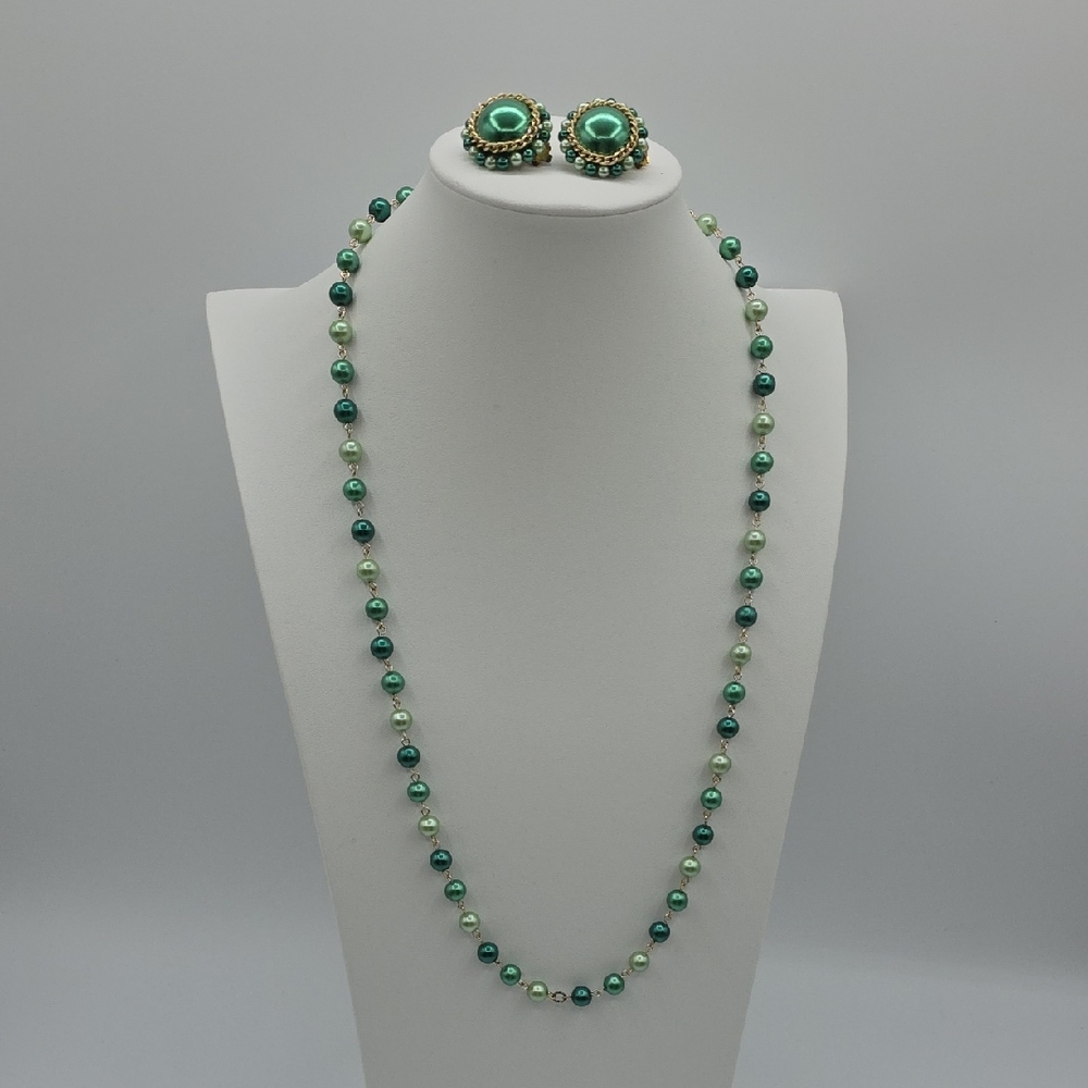 Vintage Japan Green Beaded Necklace and Earring Set